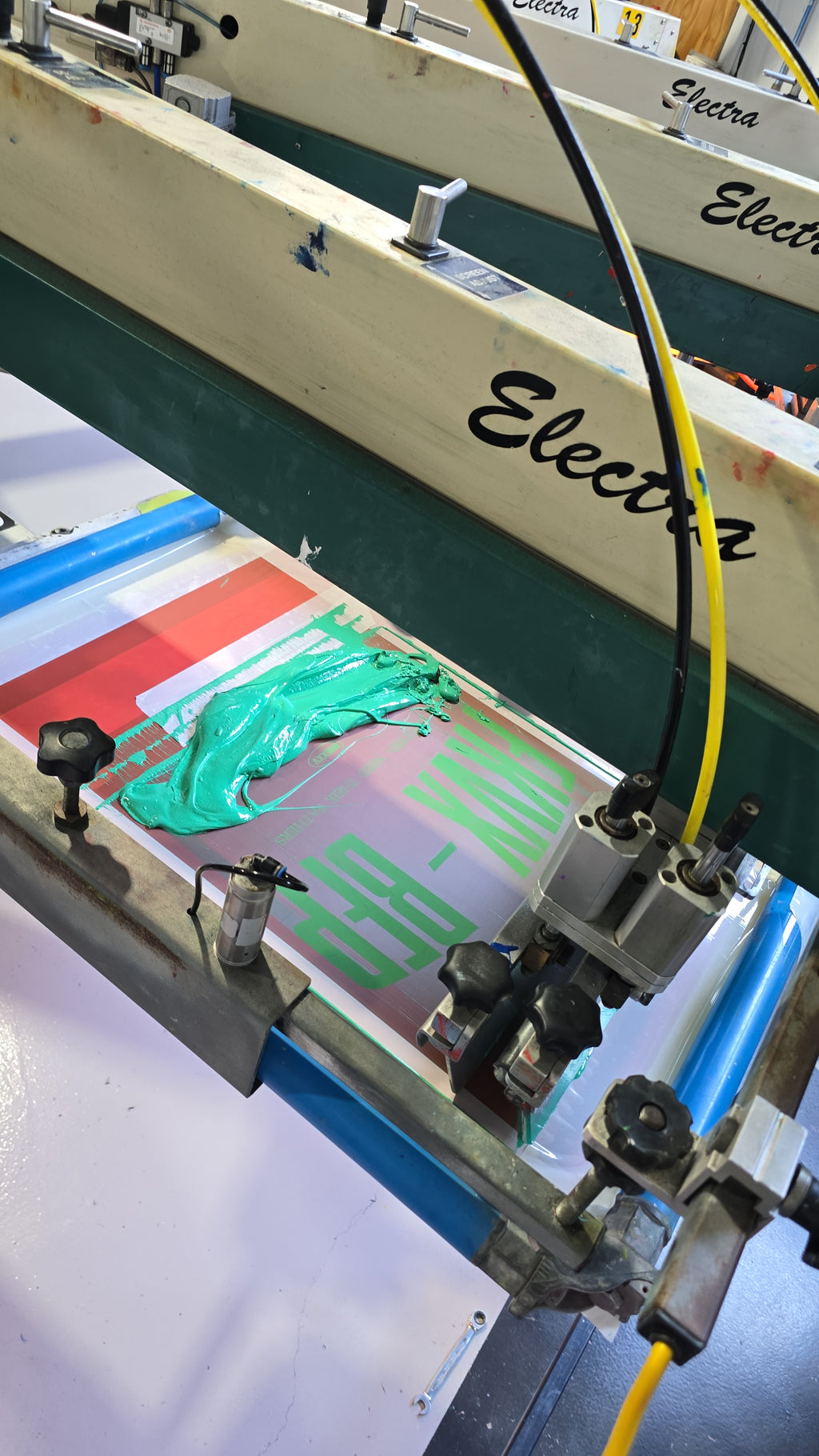 STAY STRONG LIMITED EDITION